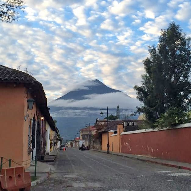 Guatemala-Antiqua-building-volcano